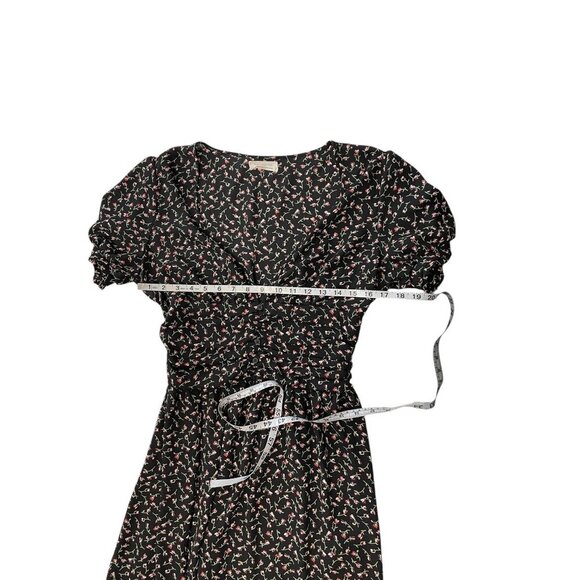 Urban Outfitters Emmy Black Floral V-Neck Ruched Short Sleeve Dress Womens L - Picture 9 of 10
